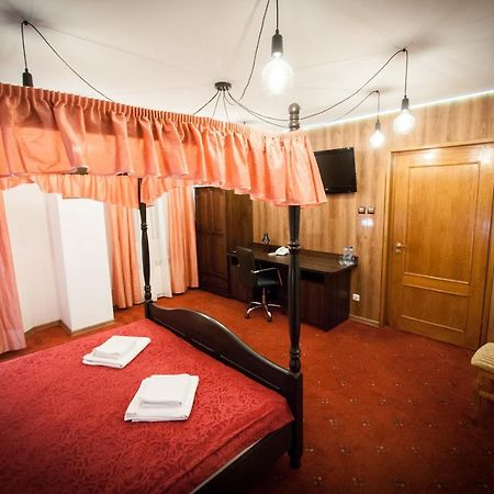 Secession Hotel Leczna 외부 사진