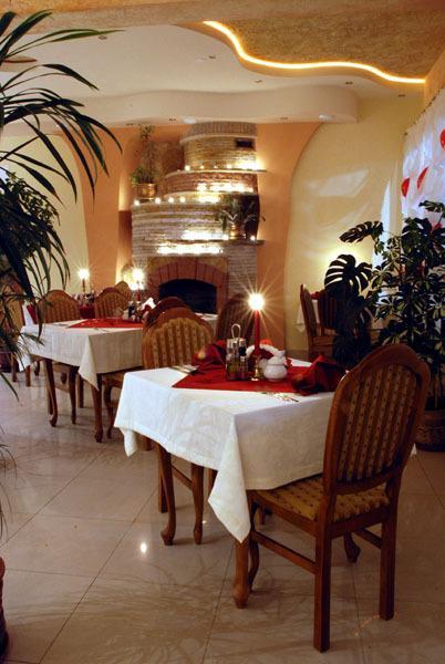 Secession Hotel Leczna 외부 사진