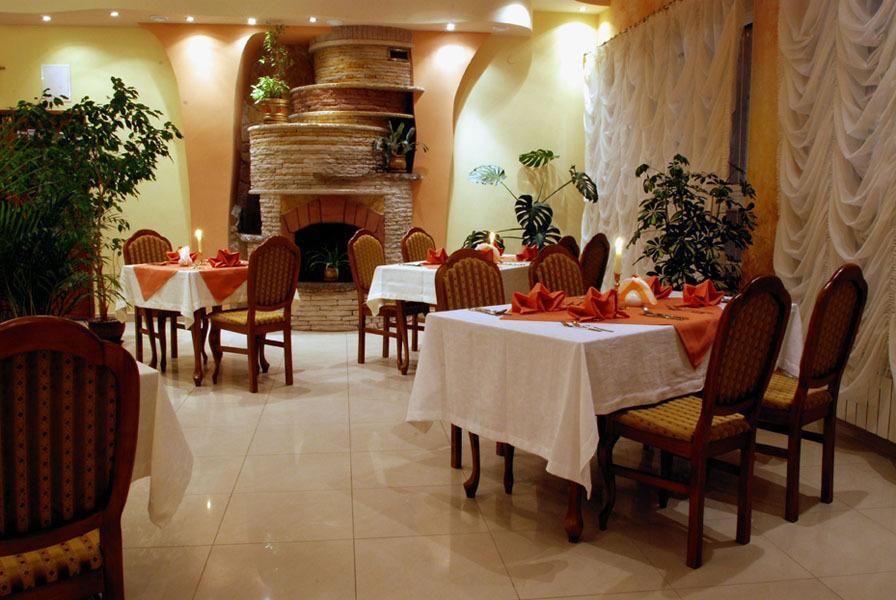Secession Hotel Leczna 외부 사진