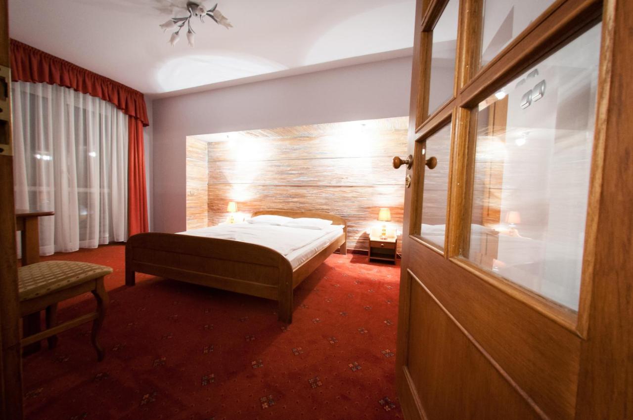 Secession Hotel Leczna 외부 사진