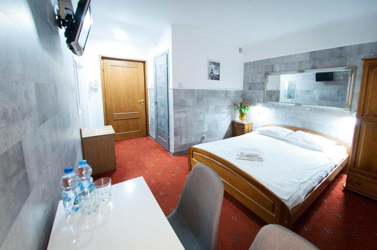 Secession Hotel Leczna 외부 사진
